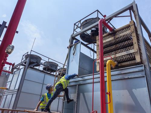 維修清洗可有效降低開式冷卻塔故障概率