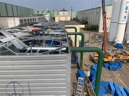 閉式冷卻塔的性能特點介紹(閉式冷卻塔系統)