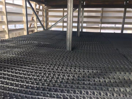 使用冷卻塔底盤漏水原因及解決方法(汽車冷卻管反復