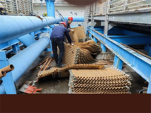 如何減小玻璃鋼冷卻塔的振動聲?(玻璃鋼冷卻塔風機振