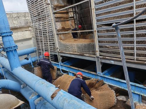分析減少玻璃鋼冷卻塔料堵塞的措施(玻璃鋼冷卻塔噪