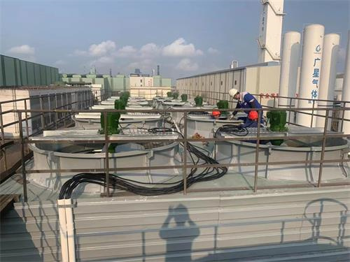 不銹鋼冷卻塔--玻璃鋼冷卻塔的應用(河南高溫工業型