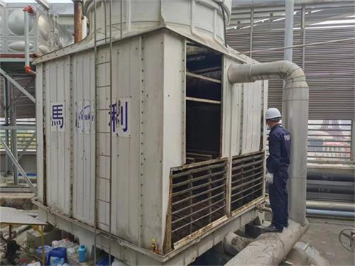 開式冷卻塔的水位調整的措施有哪些？？(開式冷卻塔工作